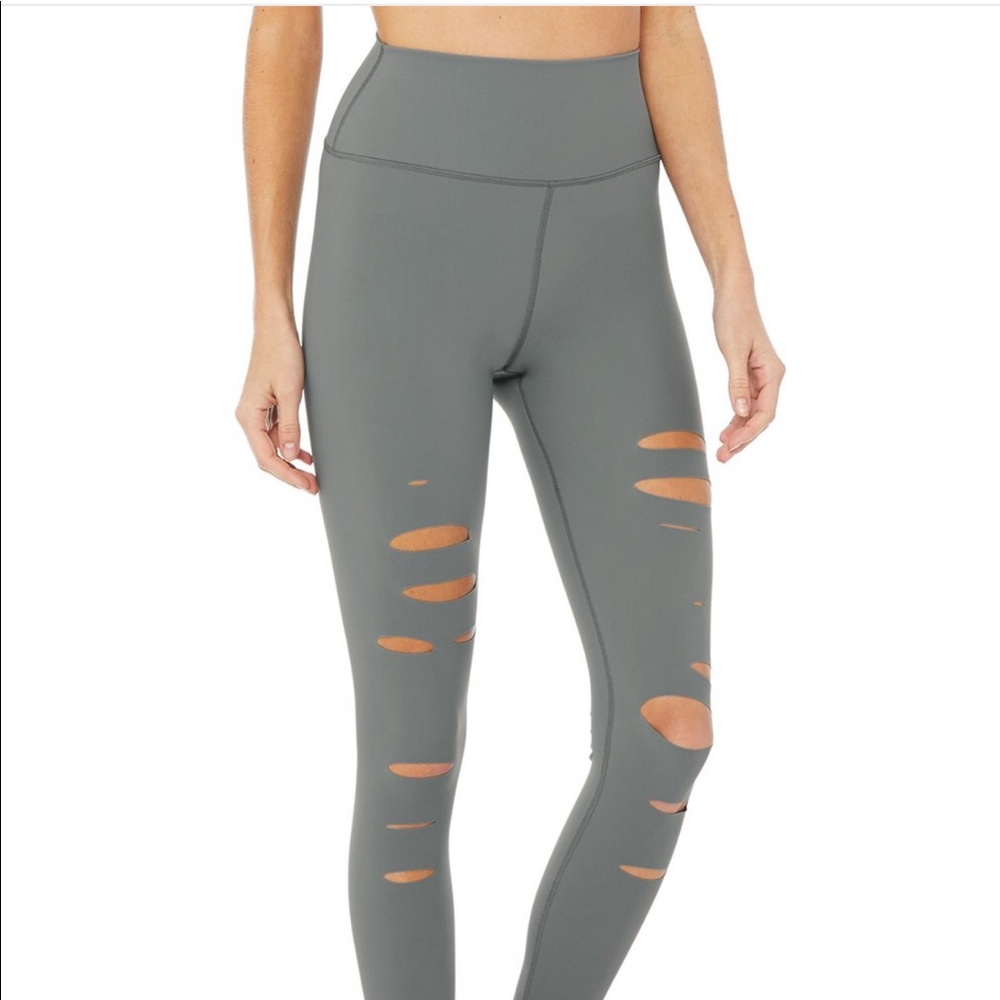 ALO- HIGH WAIST RIPPED WARRIOR LEGGINGS